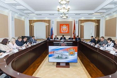 Депутаты обсудили финансирование села